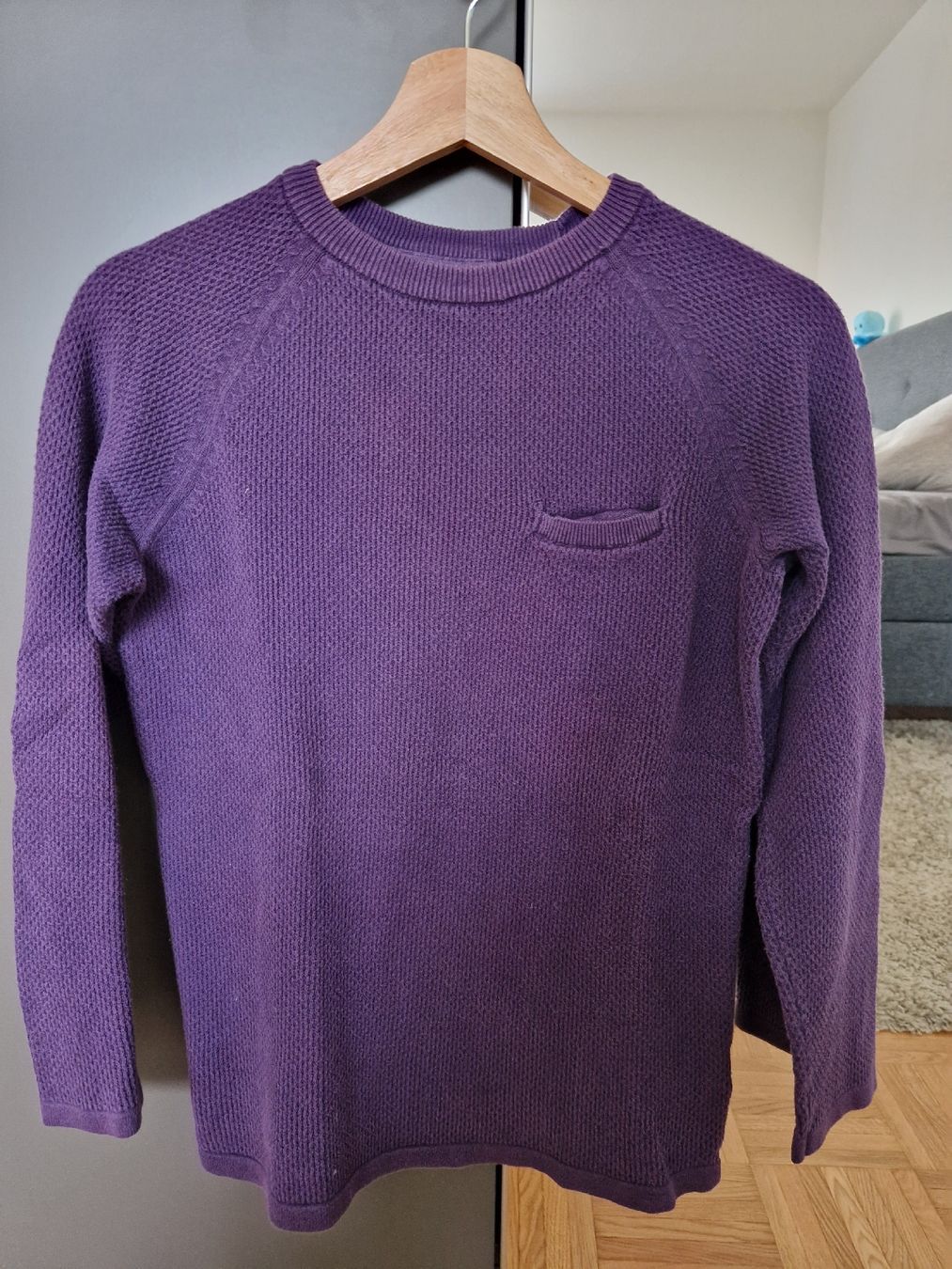 H&M Pullover & Sweatshirts: Pullover – Gebraucht aus Lausanne von mgo_yx25