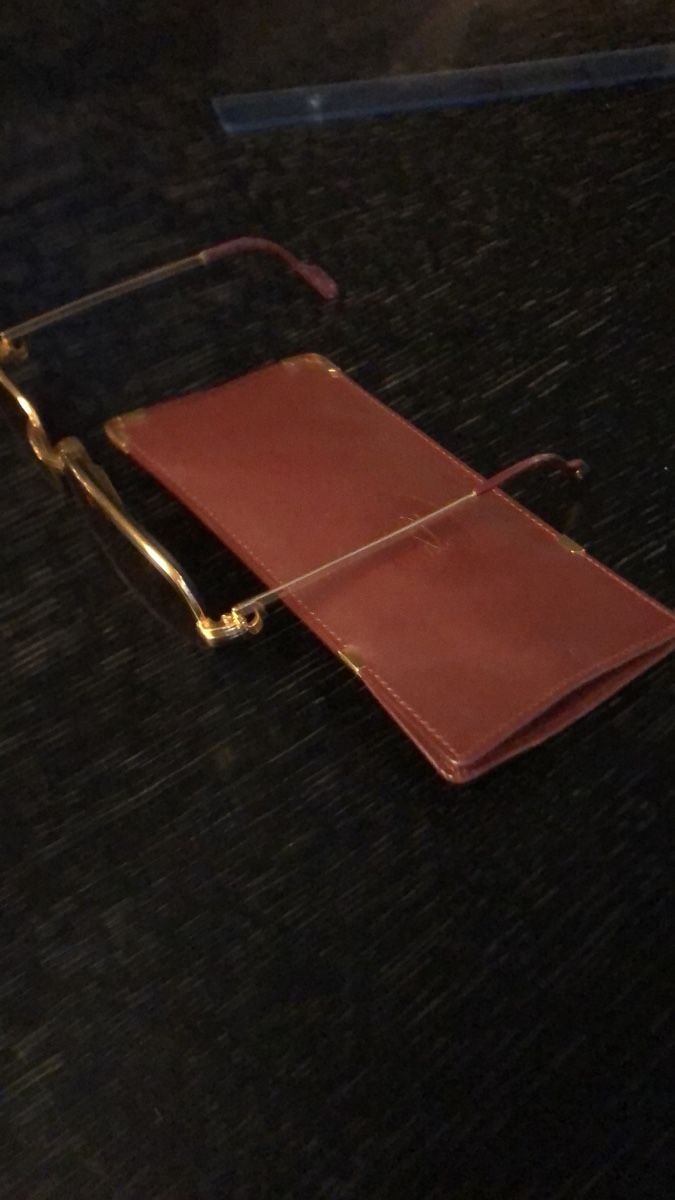 Occhiali & Lenti: Cartier lunettes avec étuis original – Usato da St-Maurice venduto da julien1890 1
