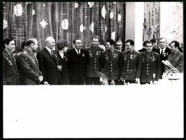 Fotografie Leonid Breschnew und sowjetis