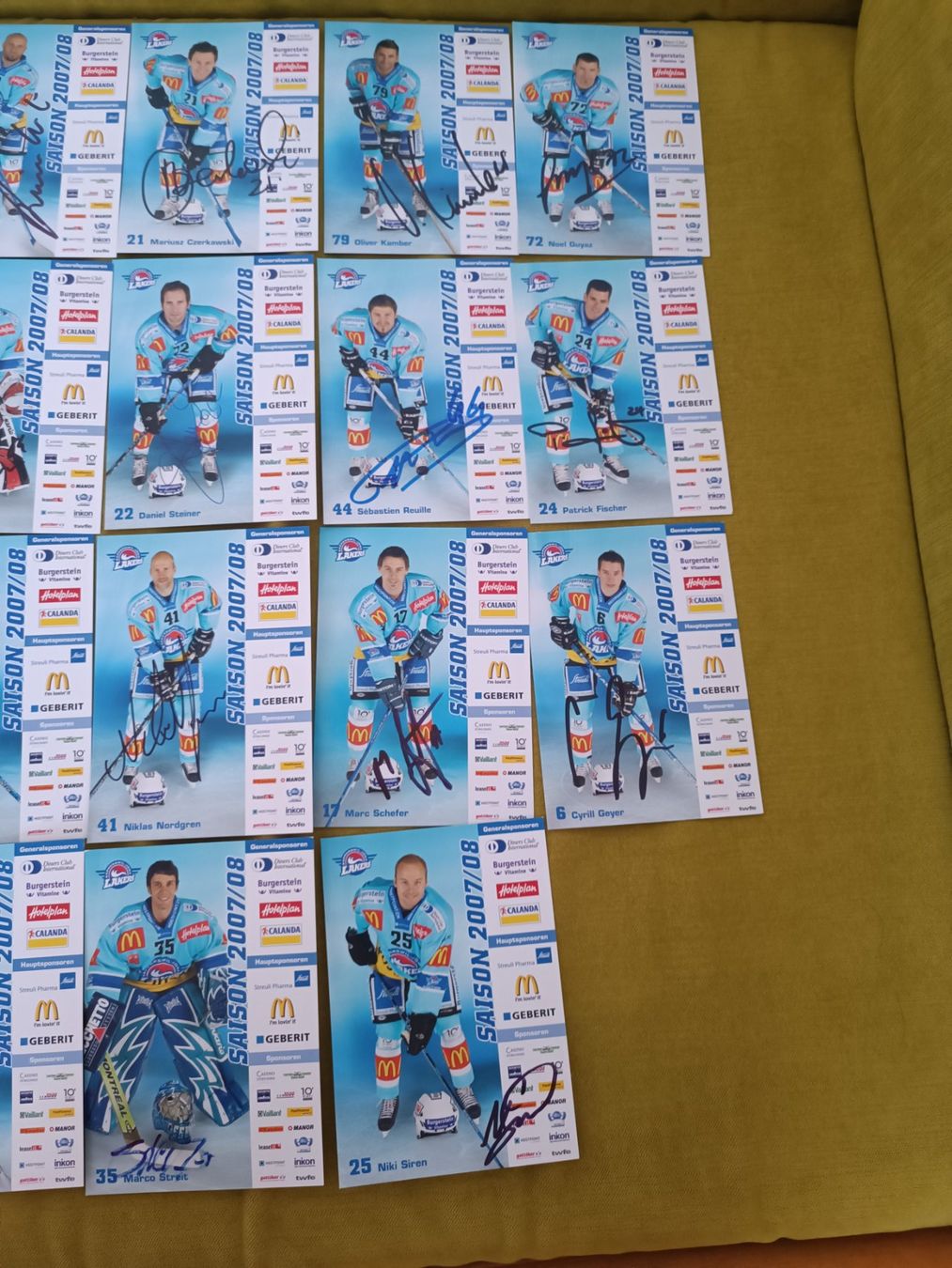Autografi: 17x Rapperswil-Lakers 2007/08 - handsigniert – Usato da Menziken venduto da Artographs 2