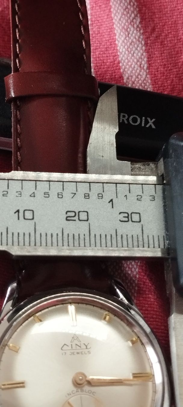 Orologi: Montre ciny – Usato da La Chaux-de-Fonds venduto da jac_9llg 4