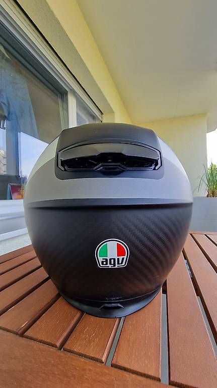 Casques & visières: AGV Systemhelm aus Carbon – D'occasion à Pfäffikon ZH par Maikinaiki 1
