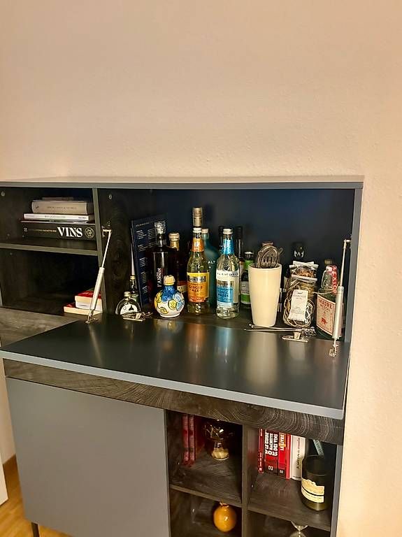 Credenze: Buffet haut avec rangement & mini-bar  – Nuovo e nell'imballaggio originale da Genève venduto da lkr_b2cp 3