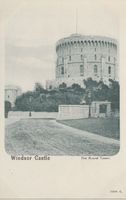 old UK Postcard WINDSOR CASTLE ROUND TOWER peacock series AK
