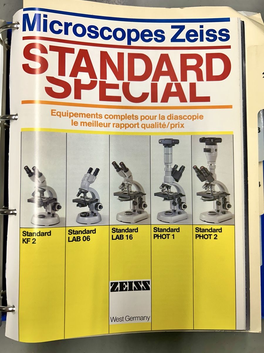 Libri: Zeiss Optic Microscope West Germany Collector Vintage – Usato da Cointrin venduto da vrossi 1