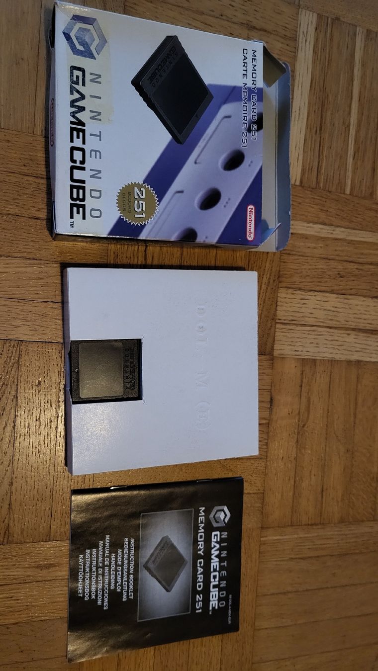 Memory Units & Memory Cards: Nintendo Gamecube Memory Card 251 Blocks OVP ! – Gebraucht aus Biel/Bienne von Retrohr 1