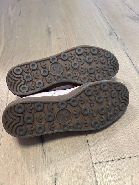 Adidas Scarpe da donna: Adidas Gazelle rosafarbig (neu) – Usato da Küssnacht am Rigi venduto da Uvaan 2