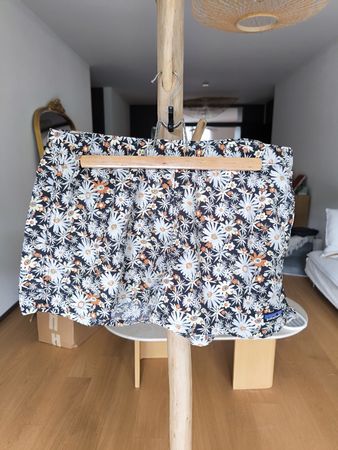 Patagonia Women's Barely Baggies™ Shorts 2½" – Grösse L
