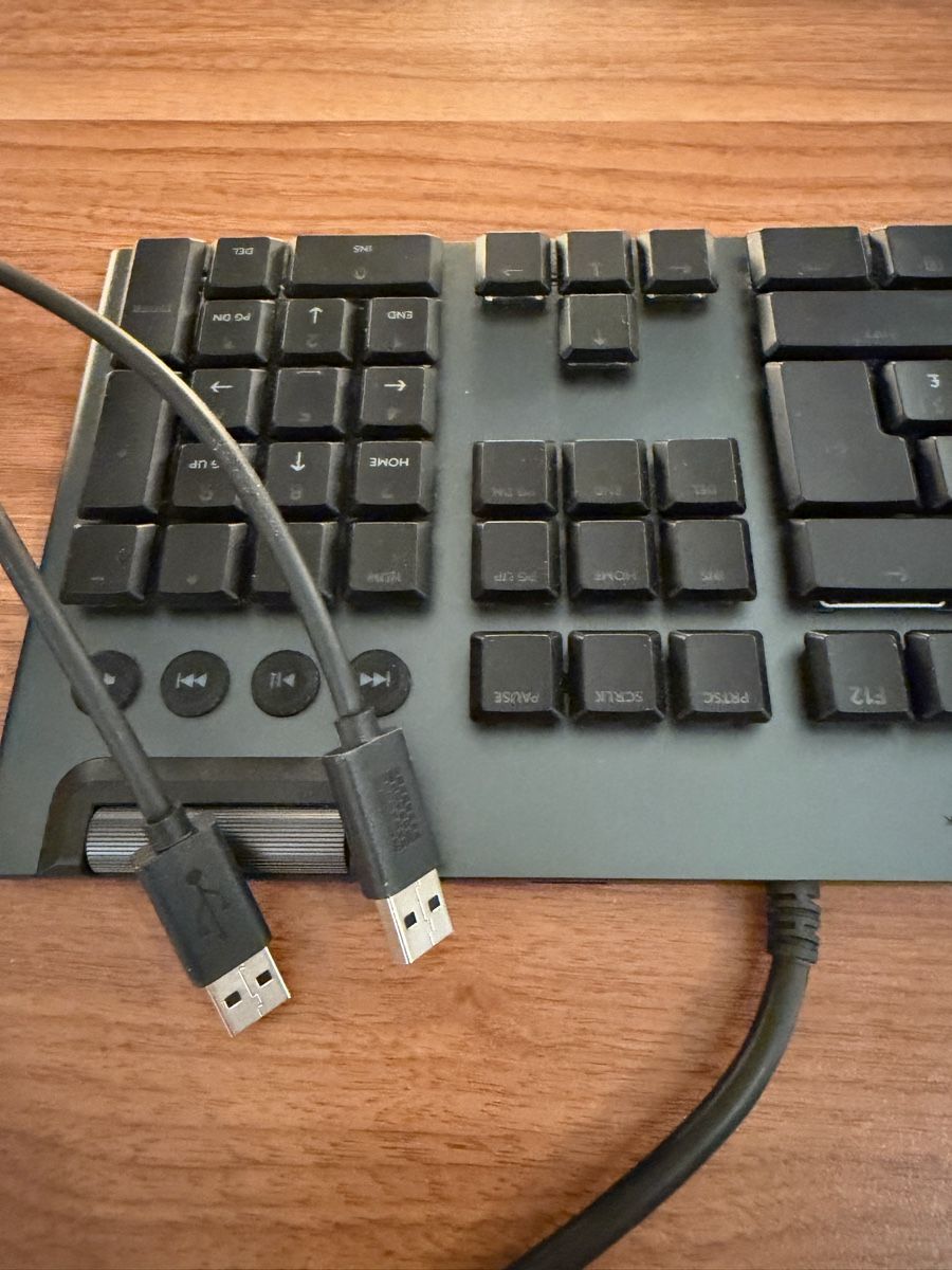 Logitech Tastiere: Logitech G G815 Gaming Tastatur – Nuovo (secondo la descrizione) da Thun venduto da Max_90 4
