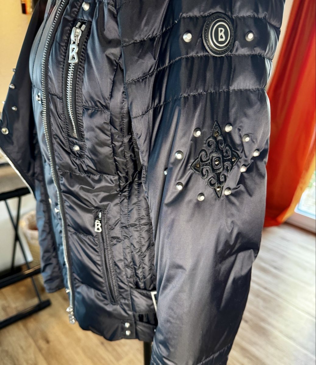 Bogner Giacche: Bogner Down Jacket with Fur Hood, Size Medium-40 black – Nuovo (secondo la descrizione) da Kilchberg ZH venduto da JennyBee88 9
