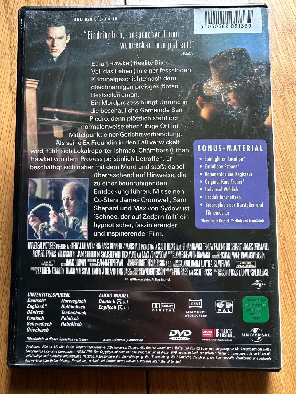 Tous les DVDs: Schnee, der auf Zedern fällt DVD – D'occasion à Benken ZH par Audi-erich 1