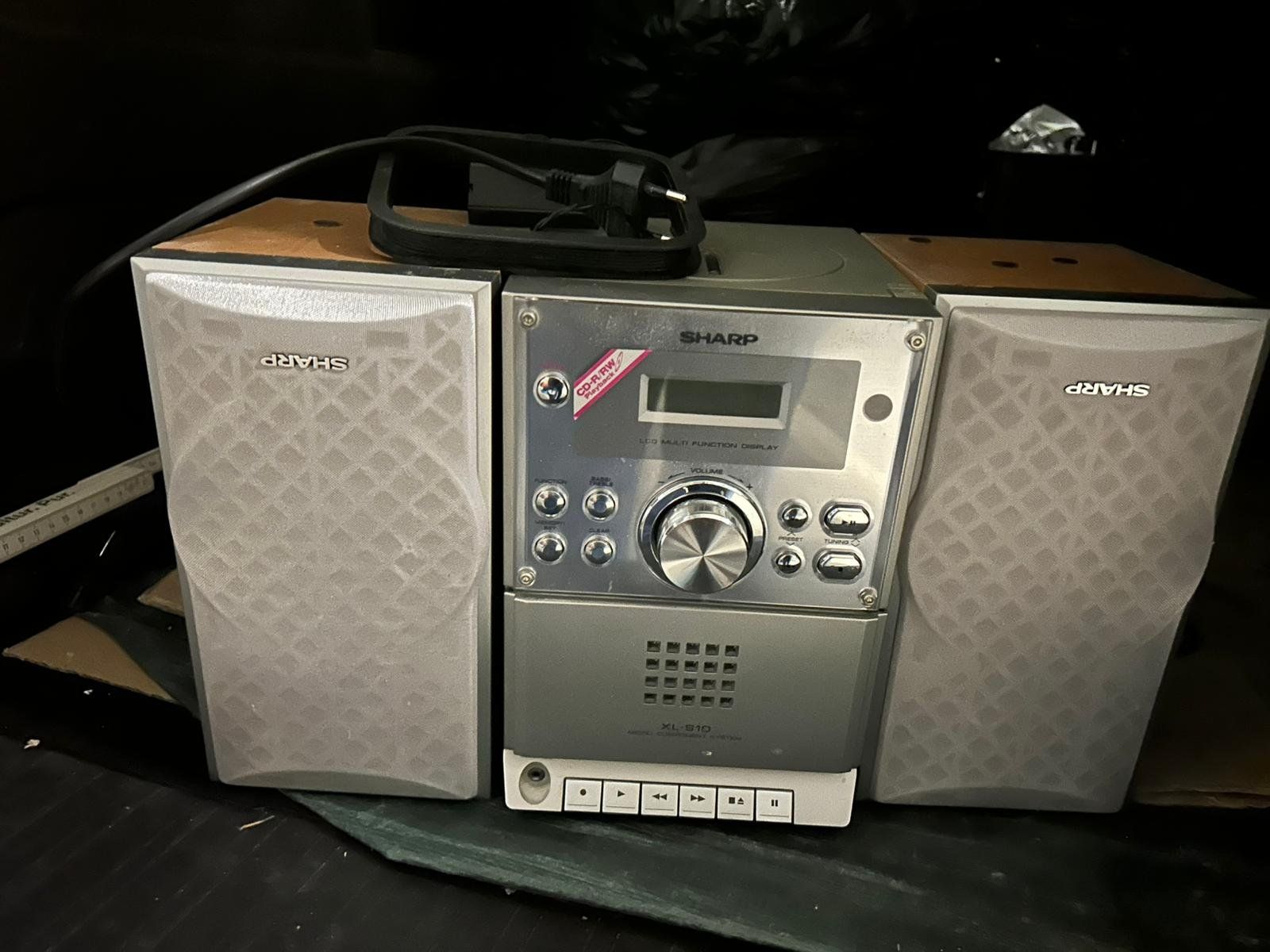 Sharp Lecteur multimedia & Streamer: Impianto stereo Sharp con casse e telecomando – D'occasion à Melano par H-Sara 2