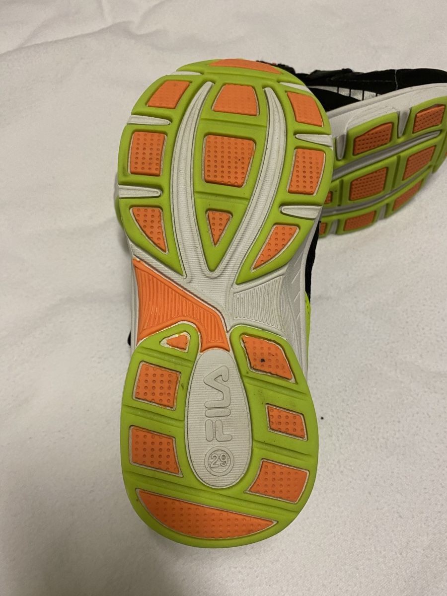 Fila Scarpe per ragazzi: Turnschuhe von Fila Grösse 29 – Usato da Sissach venduto da SV-650 2