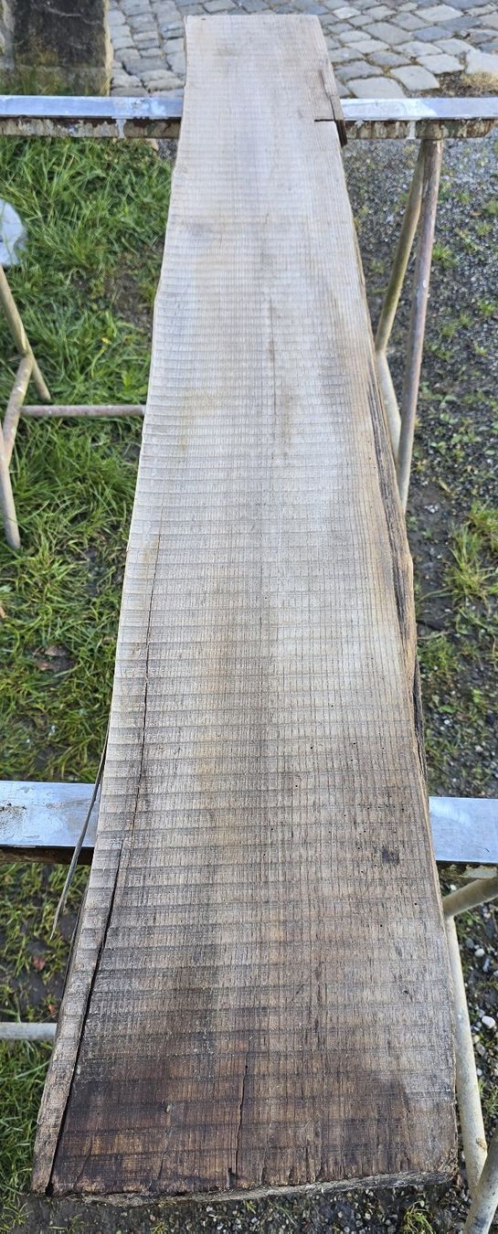 Holzartikel: Altes Holzbrett  – Gebraucht aus Rorschacherberg von snOOpydOg11