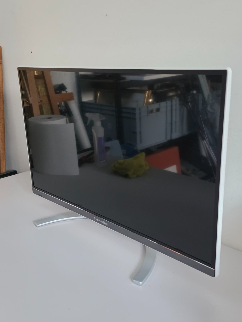 Technisat Fernseher: TechniSat 32 Zoll Smart TV ab 1 Fr. – Gebraucht aus Birr von DisDas 1