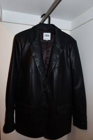 Zara Blazer Kunstleder schwarz Grösse M guter Zustand