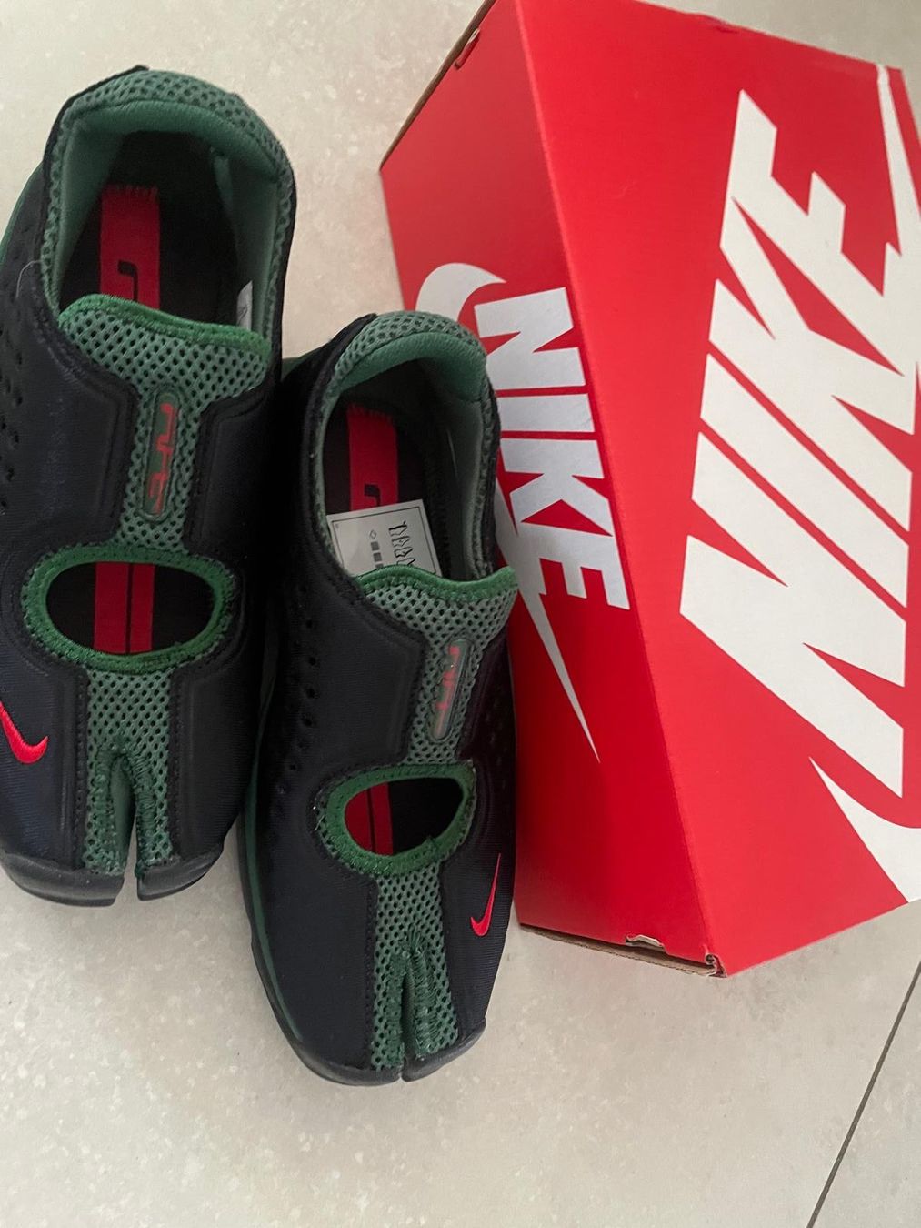 Nike Chaussures hommes: NIKE WMNS AIR RIFT 2 KENYA – Neuf avec emballage d'origine à Thalwil par ale_gr5l 2
