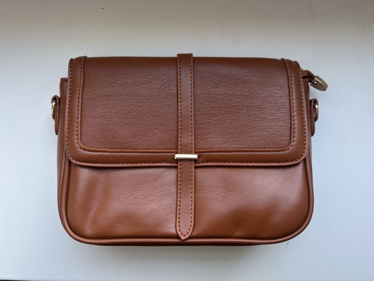 Taschen für Damen: braune Ledertasche – Neu und originalverpackt aus Hausen AG von cele01