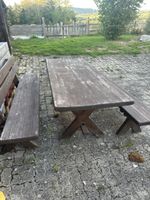 Gartentisch mit Bänken Holz gebraucht