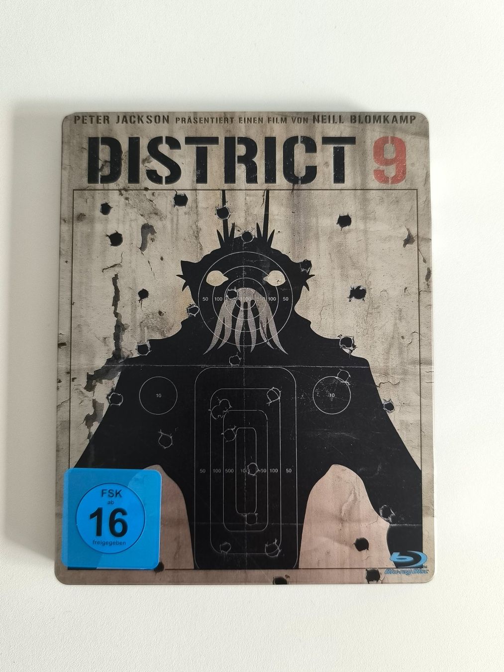Tutti i DVDs: Blu-ray / District 9 - Metallbox – Usato da Muttenz venduto da hak_dsk9