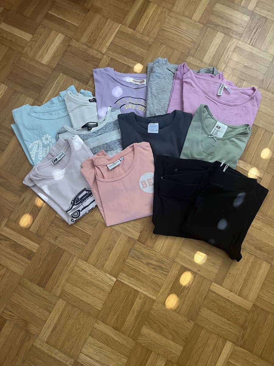 Lotti & Set di vestiti: Mädchen Kleiderpaket Größe 140/146 – Usato da Adliswil venduto da rossoelmare 3