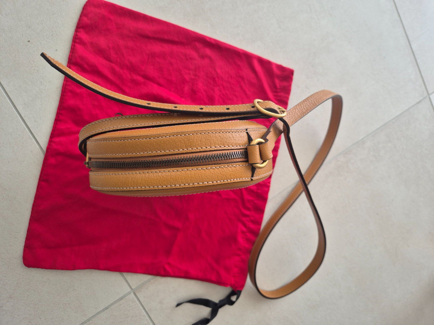 Gucci Taschen für Damen: GUCCI Umhängetasche, Full Set – Neu (gemäss Beschreibung) aus Reiden von MarinaSB 2