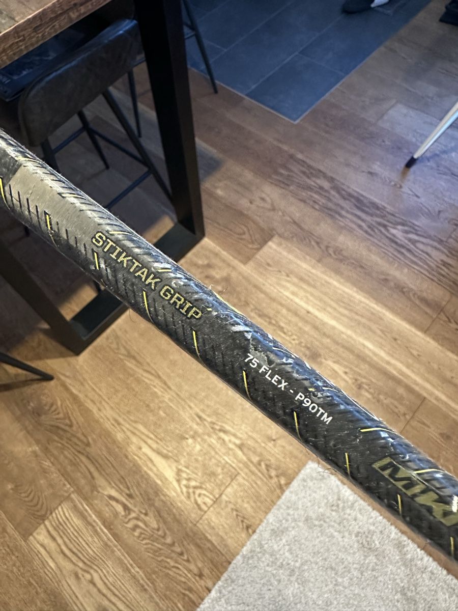 Ccm Bastoni & Pale: CCM Tacks AS-V PRO SR Left 75 Flex – Usato da Knonau venduto da dor_jd7k 2