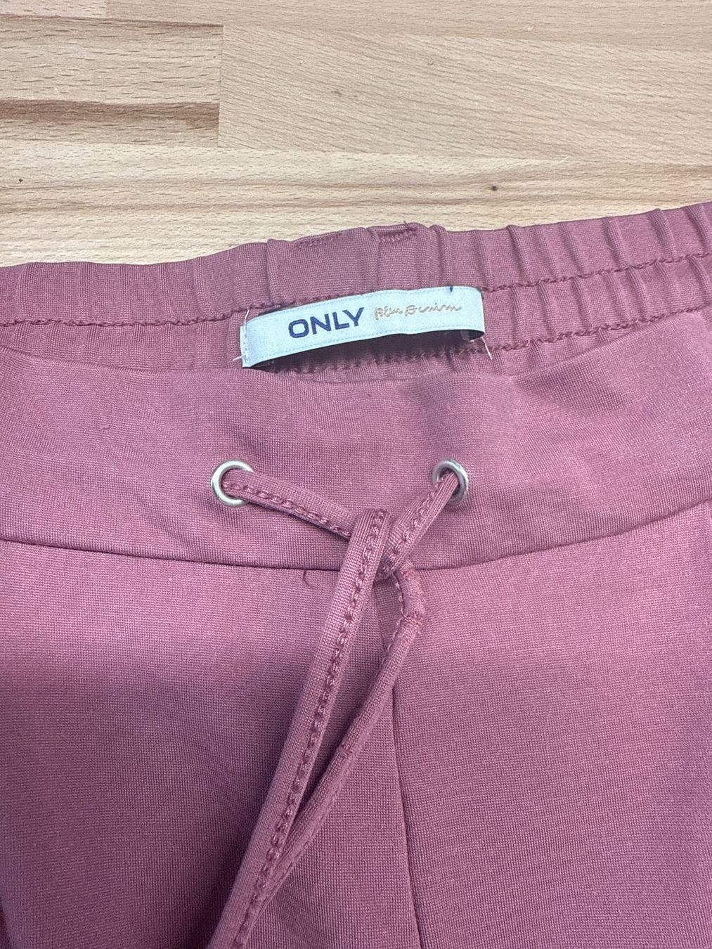 Only Pantaloni: 7/8 Hose Gr. M von Only – Usato da Auenstein venduto da moin. 2