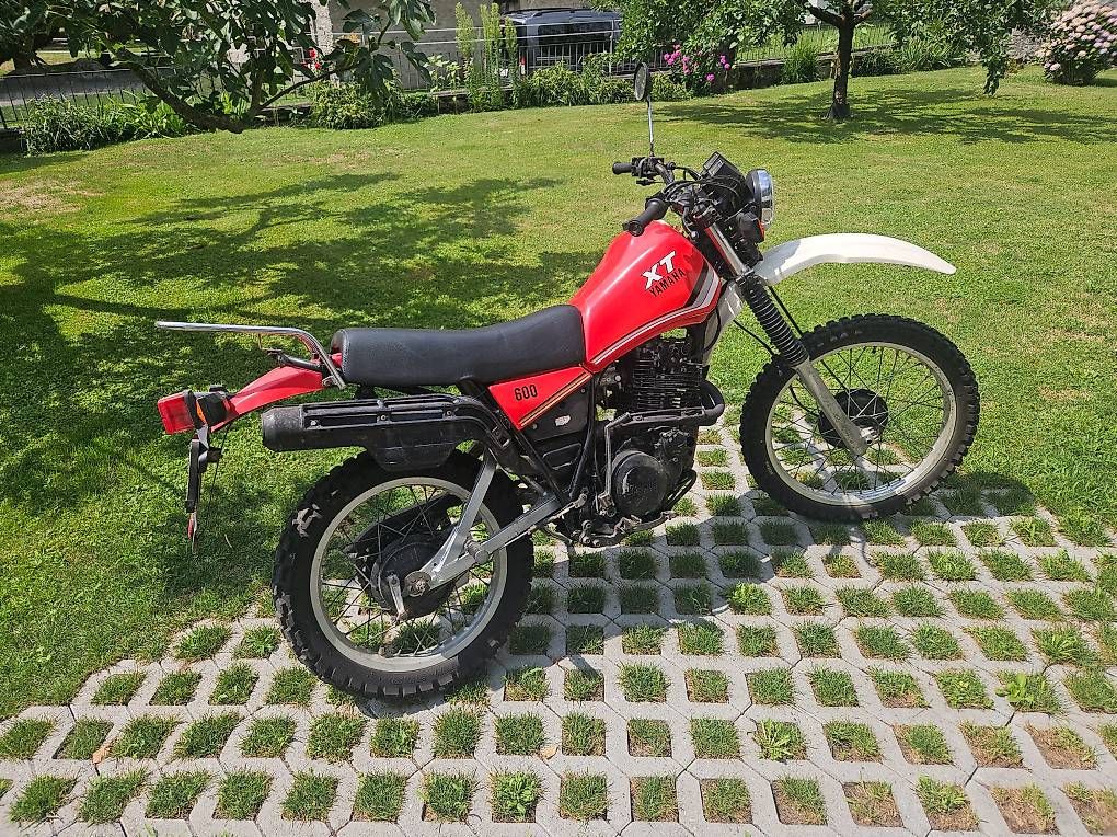 Yamaha Enduro: Vendo  Yamaha XT 550 5Y3 – D'occasion à Faido par sim_b2vn 1