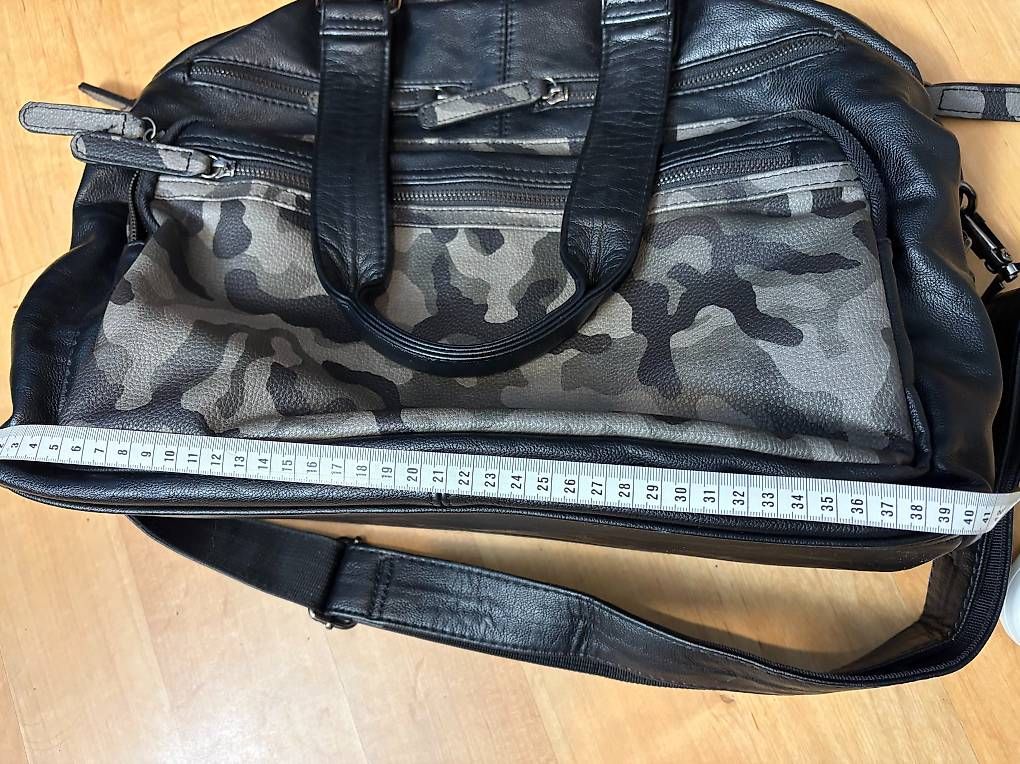 Borse: Praktische Handtasche Camouflage – Usato da Willisau venduto da ani_gtk8 4