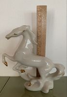 Pferd Figur, Porzellan weiss/gold, Kunstporzellan Zumas
