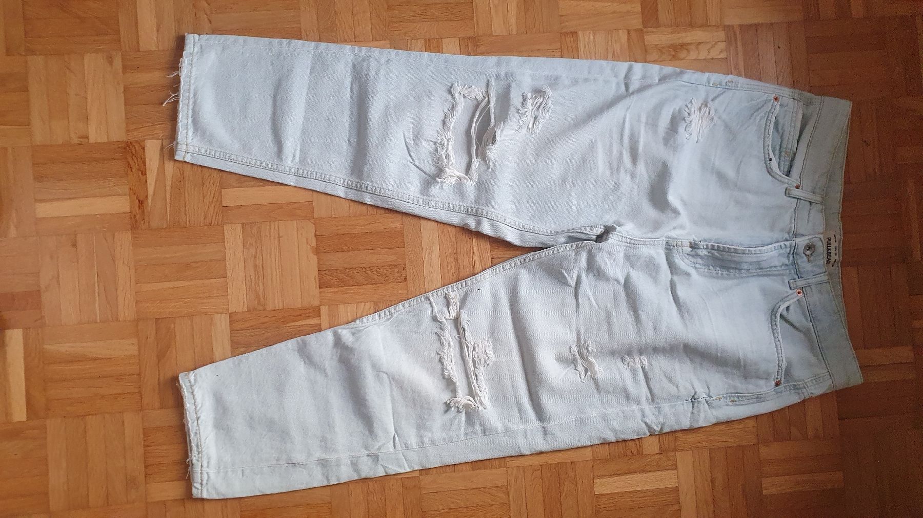Lotti di vestiti: Kleiderpaket 6 Hosen EU 42 – Usato da Sissach venduto da Siraiwan 1