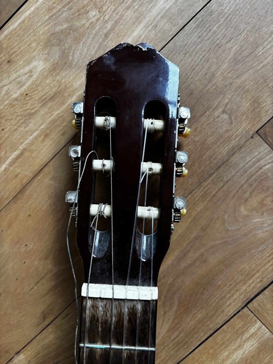 Musikinstrumente: Classical Spanish Guitar with Soft Case, Used Condition – Gebraucht aus Uster von RGertsch 2