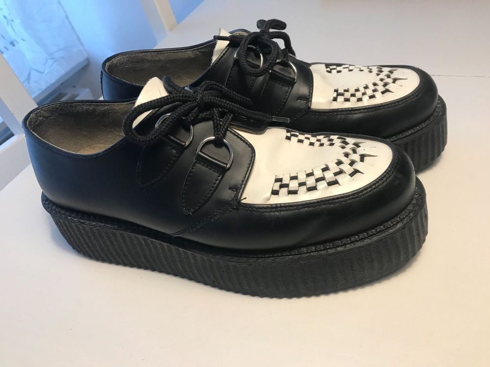 creepers tuk ou underground
