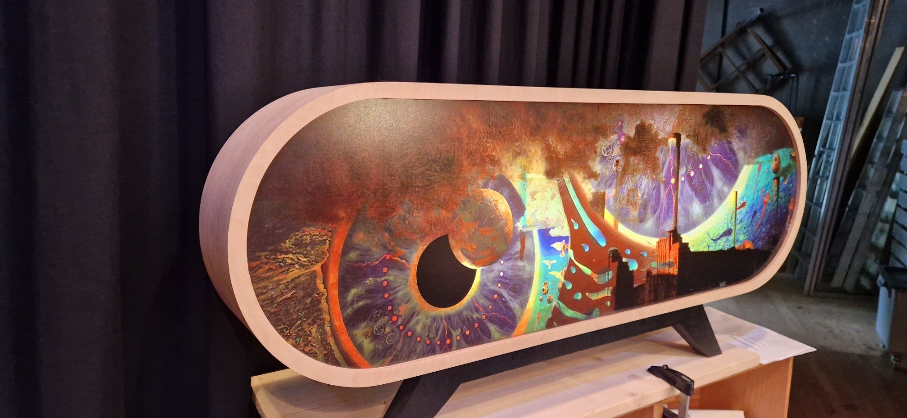 Lampade: Sideboard/Wandleuchte PinkFloyd - Einzelstück – Nuovo e nell'imballaggio originale da Lohn-Ammannsegg venduto da leuepeach