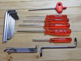 19 Stk unterschiedliche PB Suisse Werkzeuge, neu/ungebraucht