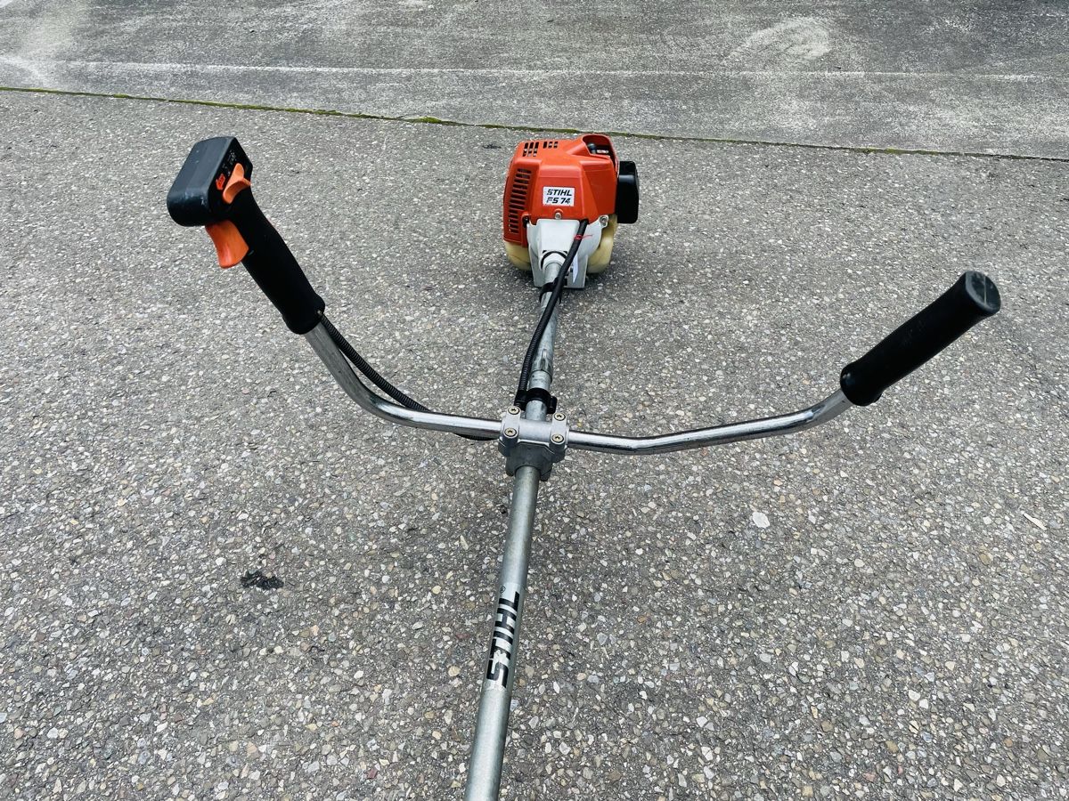 Stihl Tutti gli attrezzi: Rasentrimmer Stihl FS 74 Profi – Usato da Würenlos venduto da Shop_Shop 1