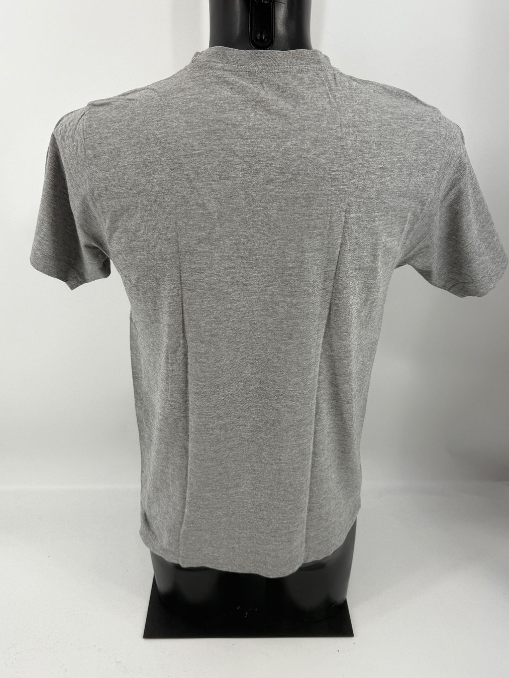 T-shirt: Basic Shirt Gr. M – Usato da Auenstein venduto da moin. 1