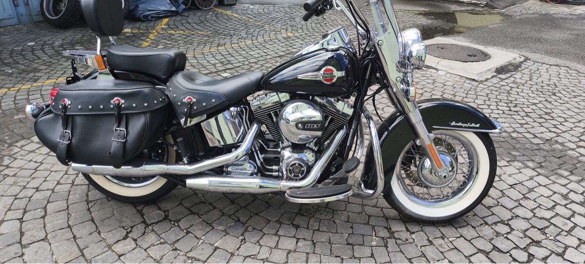 Harley-Davidson Chopper: Harley-Davidson Heritage Softail Classic, FLSTC, 2016 – Usato da Künten venduto da Schnaepplihuus 2