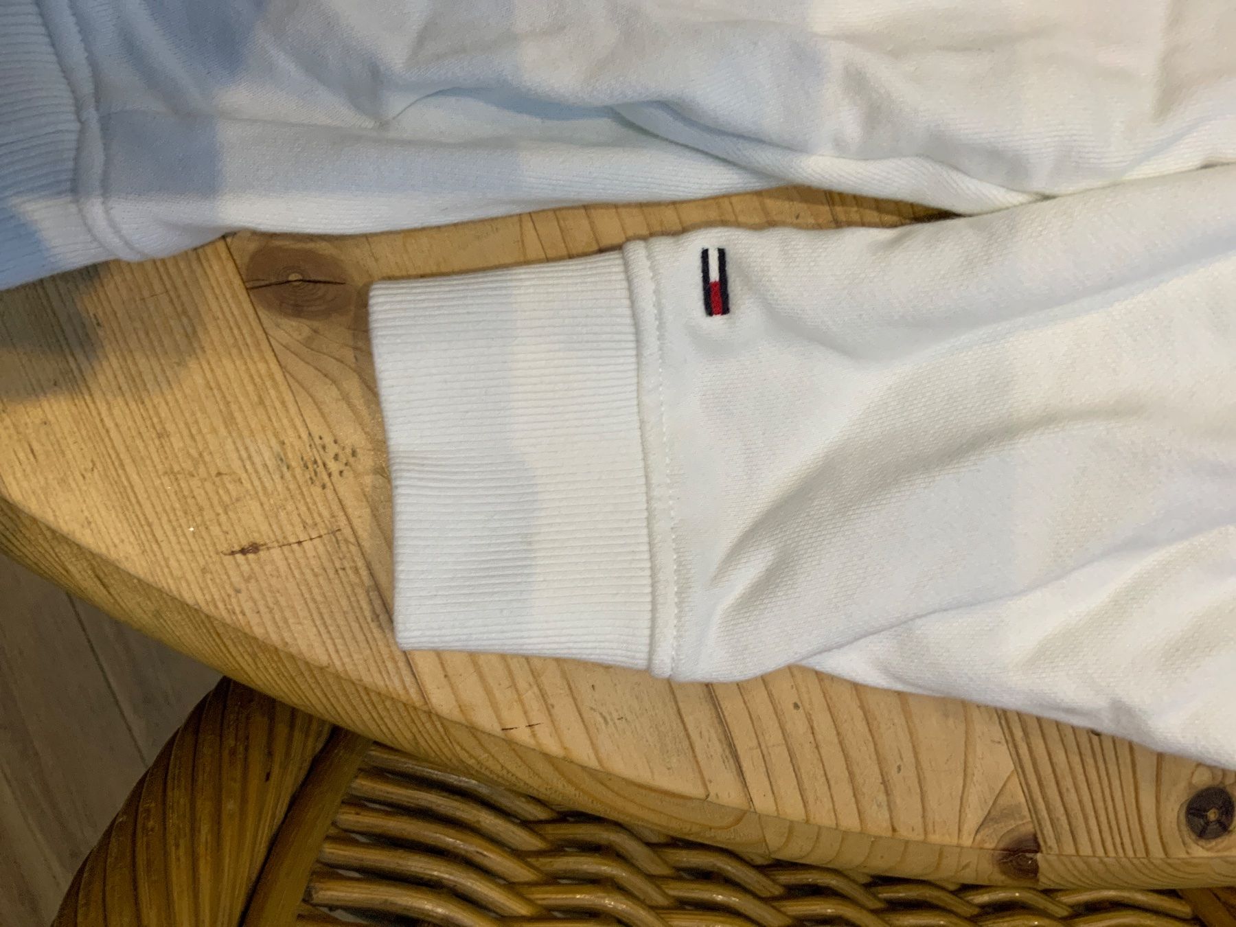 Tommy Hilfiger Maglioni & Felpe: Tommy Hilfiger Pullover – Usato da Romanshorn venduto da gokken 2