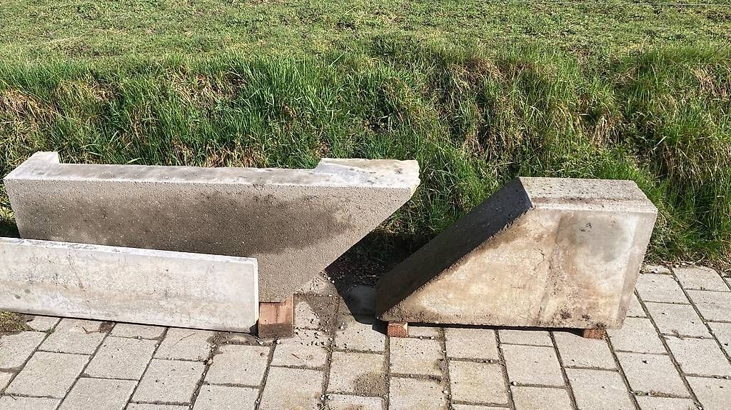 Tutti gli attrezzi: Betonsockel /winkel gratis  – Usato da Frauenkappelen venduto da ann_65rk 3