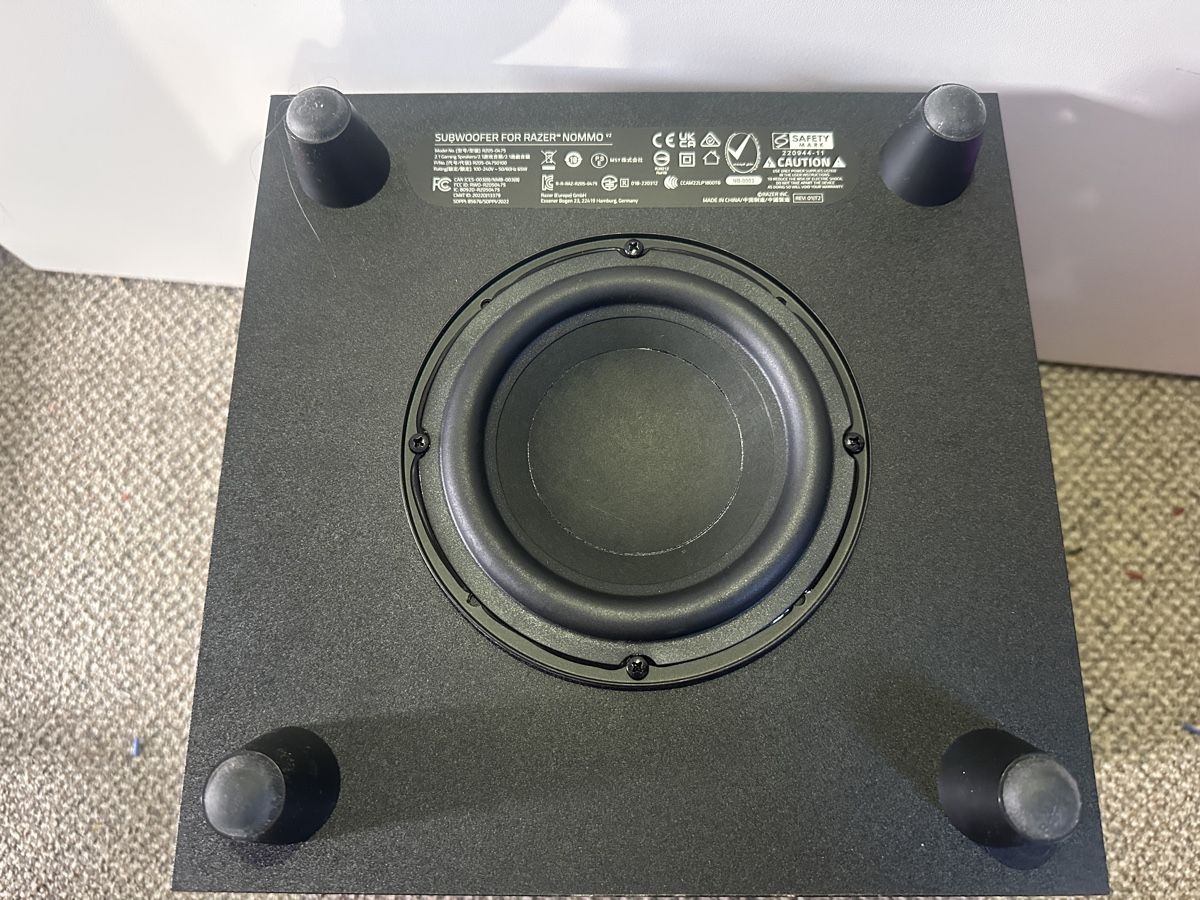 Razer Casse acustiche: Razer Nommo V2  PC Lautsprecher mit Subwoofer – Usato da Winterthur venduto da dar_l6hy 2