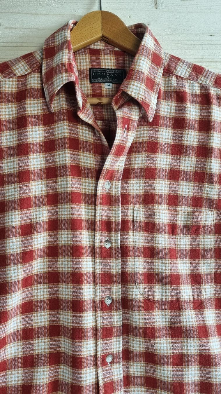 Camicie: Chemise Compagny rouge - M – Nuovo (secondo la descrizione) da Crans-Montana venduto da pea_k6bc 1