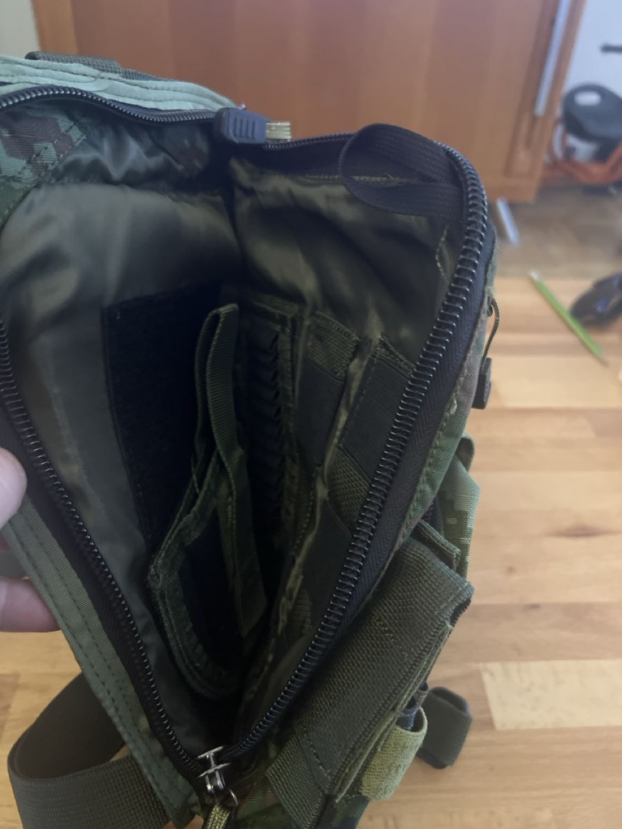 Tiro a segno: SACOCHE POUR JAMBE BIKER  – Nuovo (secondo la descrizione) da Brügg BE venduto da traindenuit 2