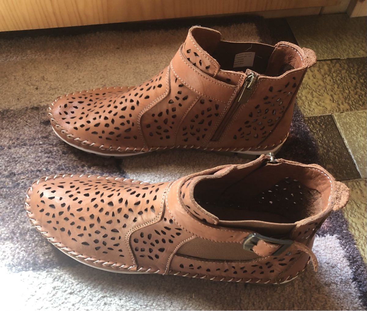 Scarpe da donna: SOMMER-Stiefeletten ☀️ Gr.40, hellbraun, 1/2 Preis! – Nuovo (secondo la descrizione) da Mühlebach (Goms) venduto da chr_q6d8 2