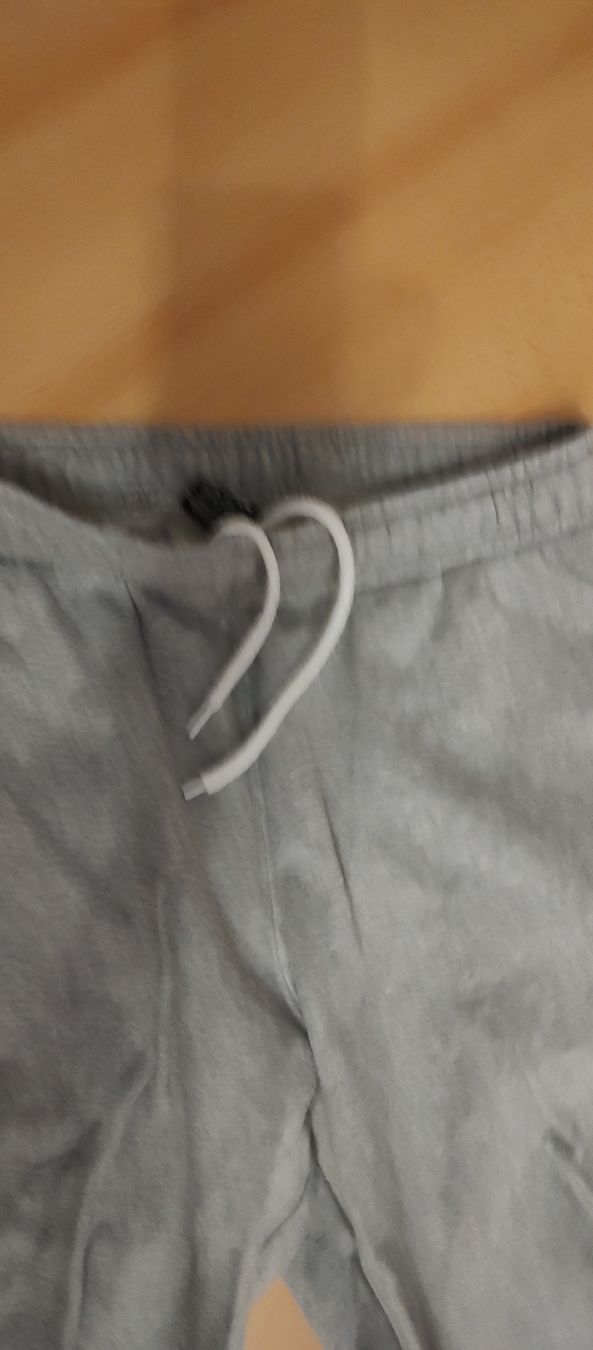 Champion Pantaloni: Trainerhose Damen – Usato da Grenchen venduto da car_qq2t 2