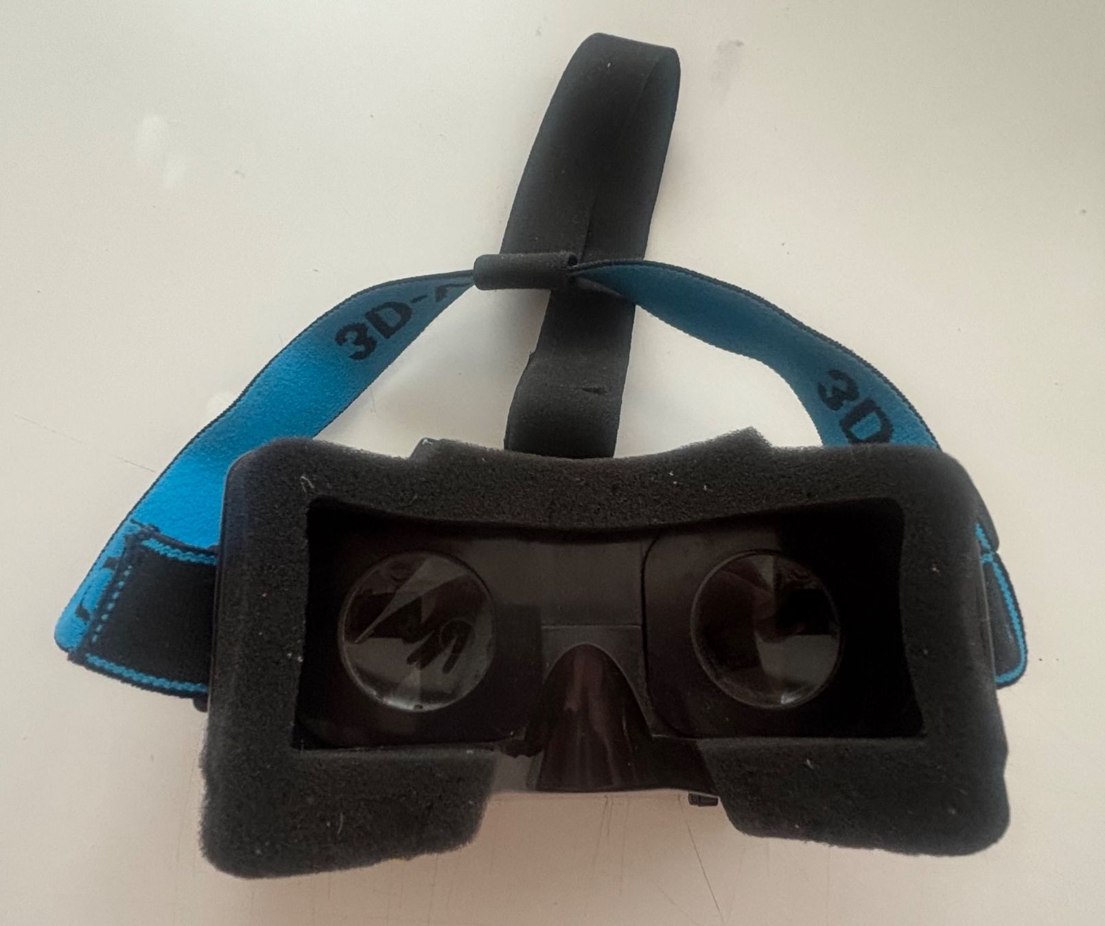 Casque VR: Casque de Réalité Virtuelle 3D / 3D Virtual Reality Viewer – D'occasion à Neuchâtel par gefdeneuch 2