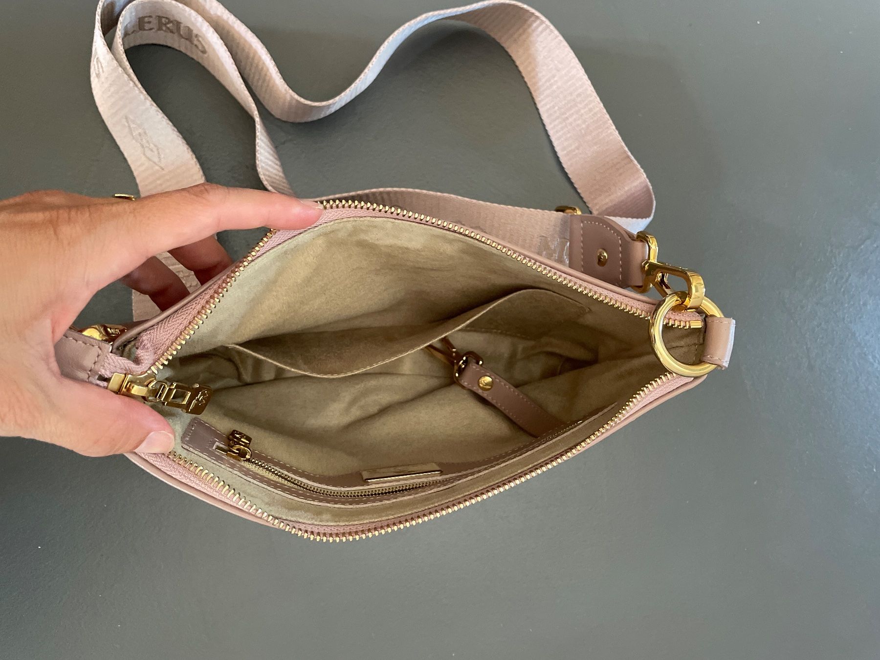 Maison Mollerus Borse da donna: Maison Mollerus Handtasche, Modell Flums – Usato da Wädenswil venduto da aleina 3