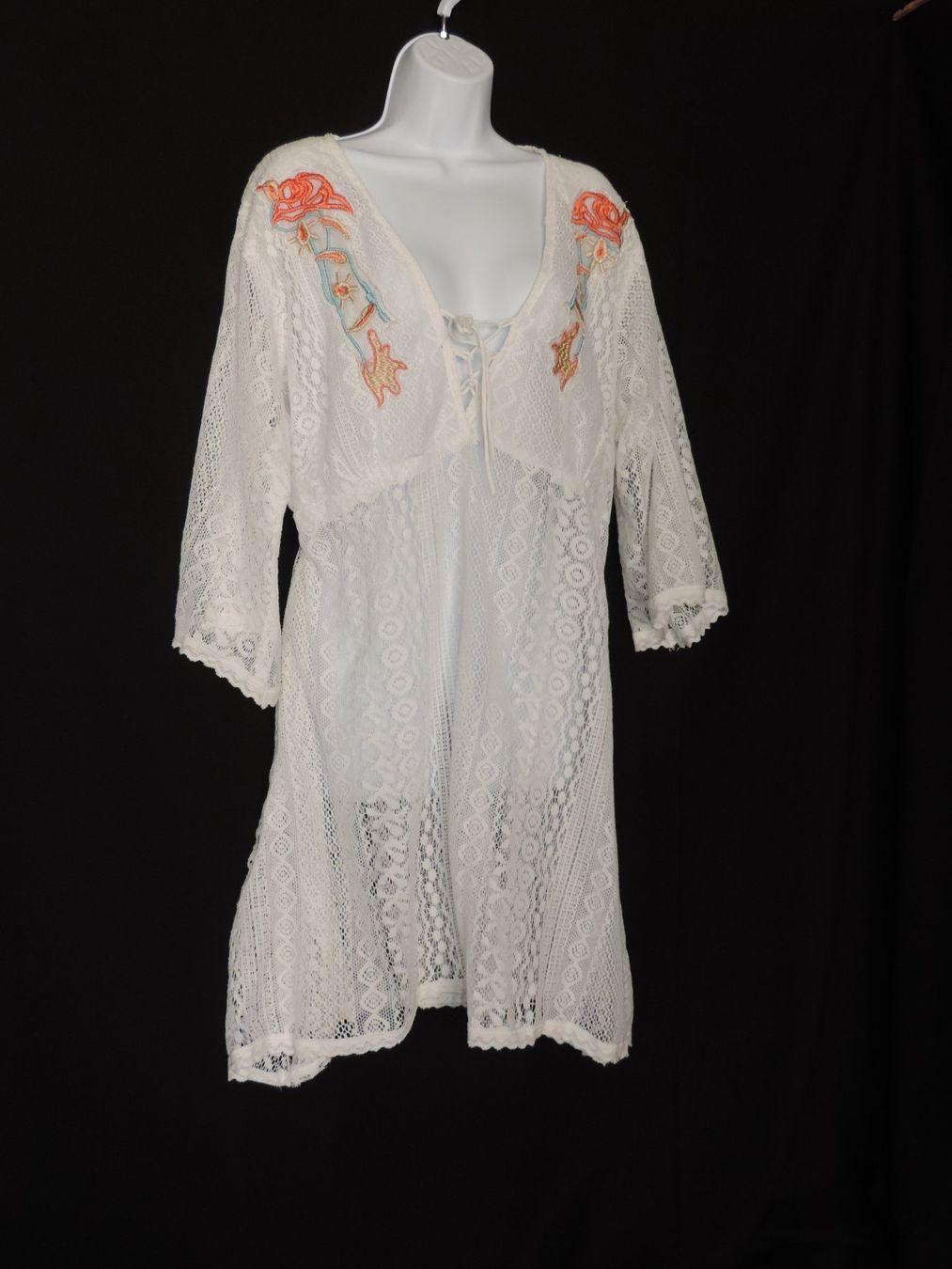 Kleider: robe de plage dentelle blanche – Gebraucht aus Genève von Axelle333 1