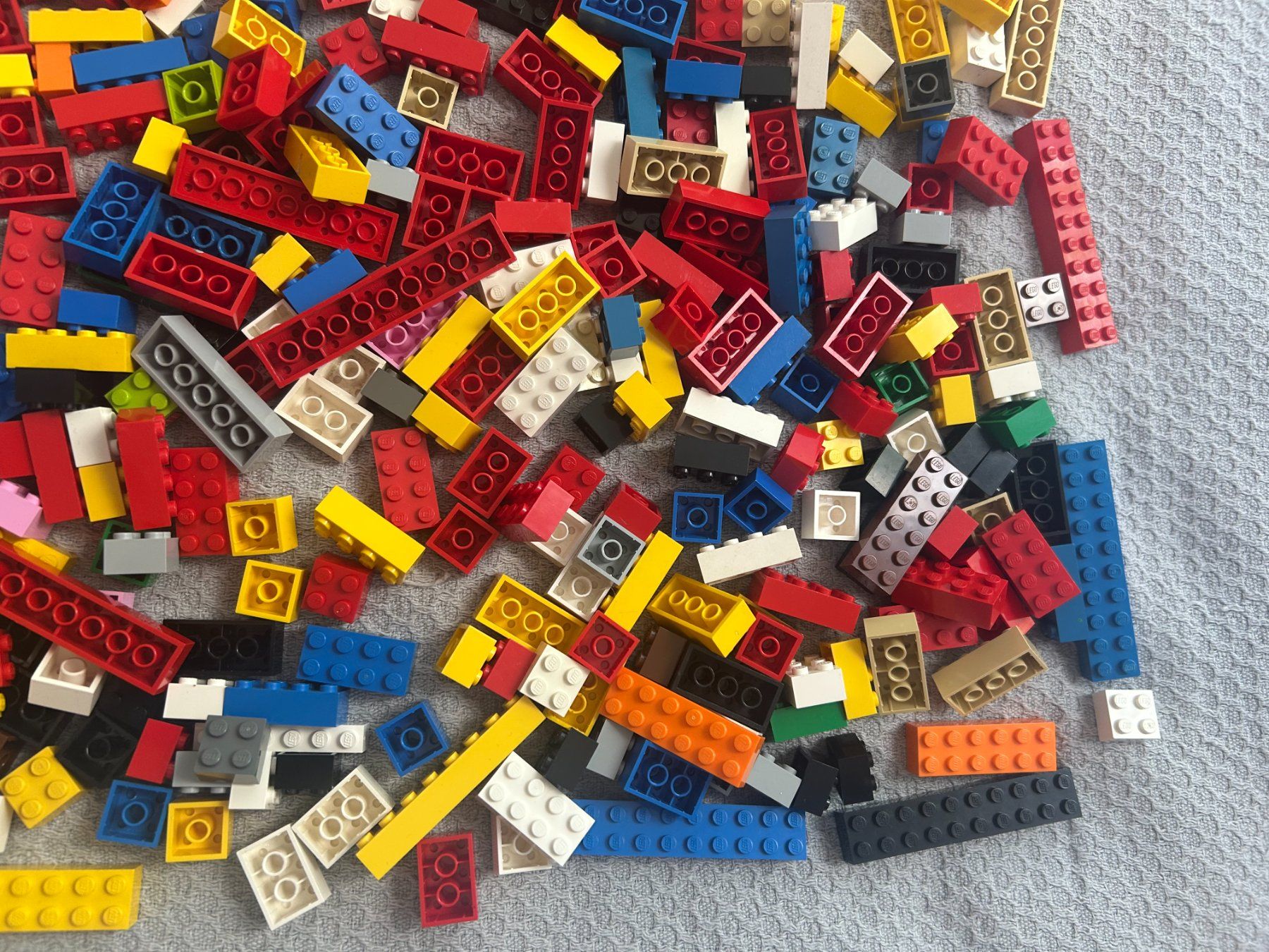 Lego Giocattoli: 800 Gramm Lego Grundbausteine – Usato da Volketswil venduto da Daniel68ernst 3